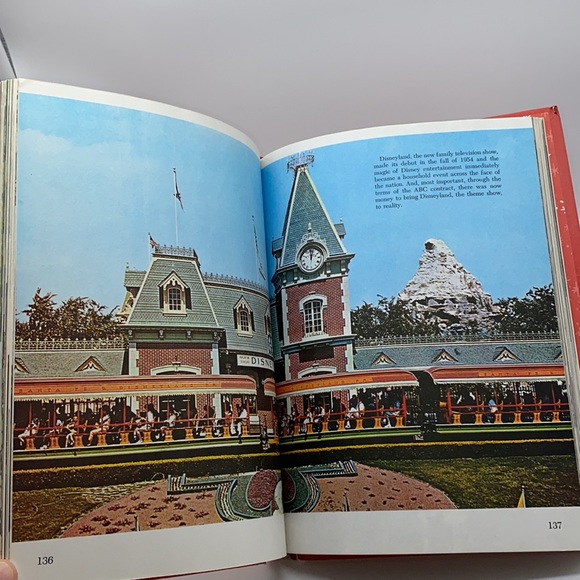 Vintage Walt Disney Adventures In Fact Red Hardcover Children’s Book 1977 - Picture 16 of 16